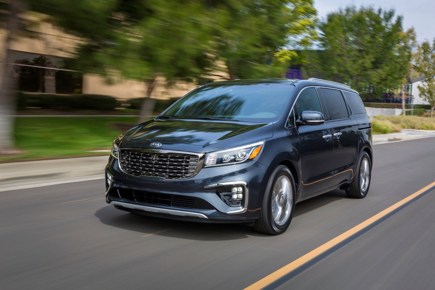 Kia Sedona service